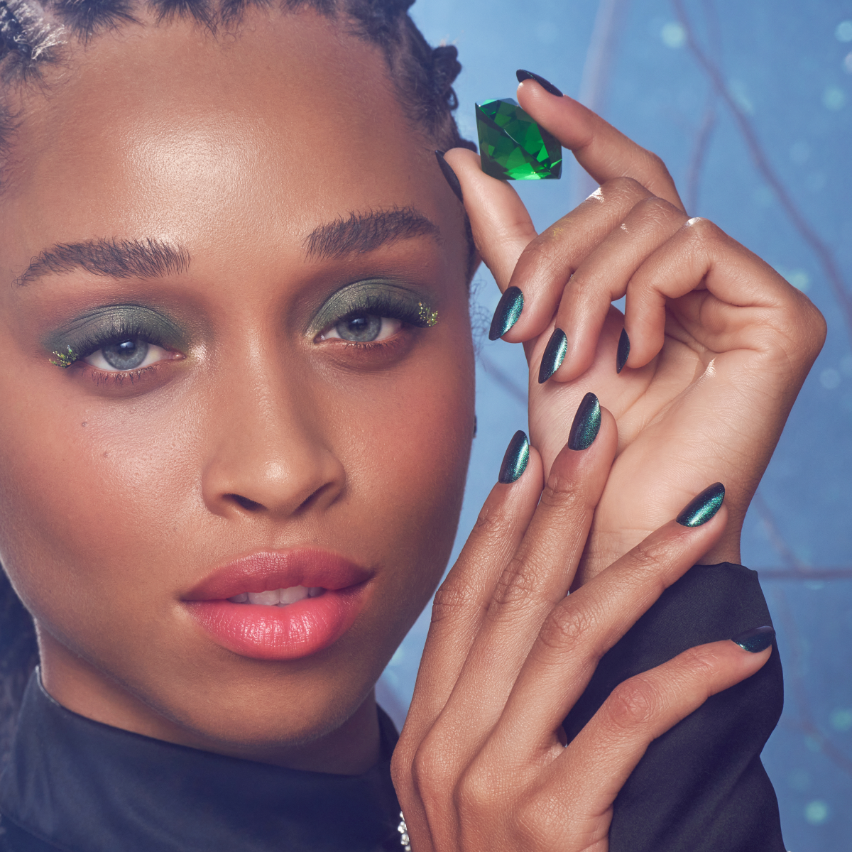 WICKED X Impress | Wickedly Beautiful | 12 Lash Clusters, 8mm-10mm