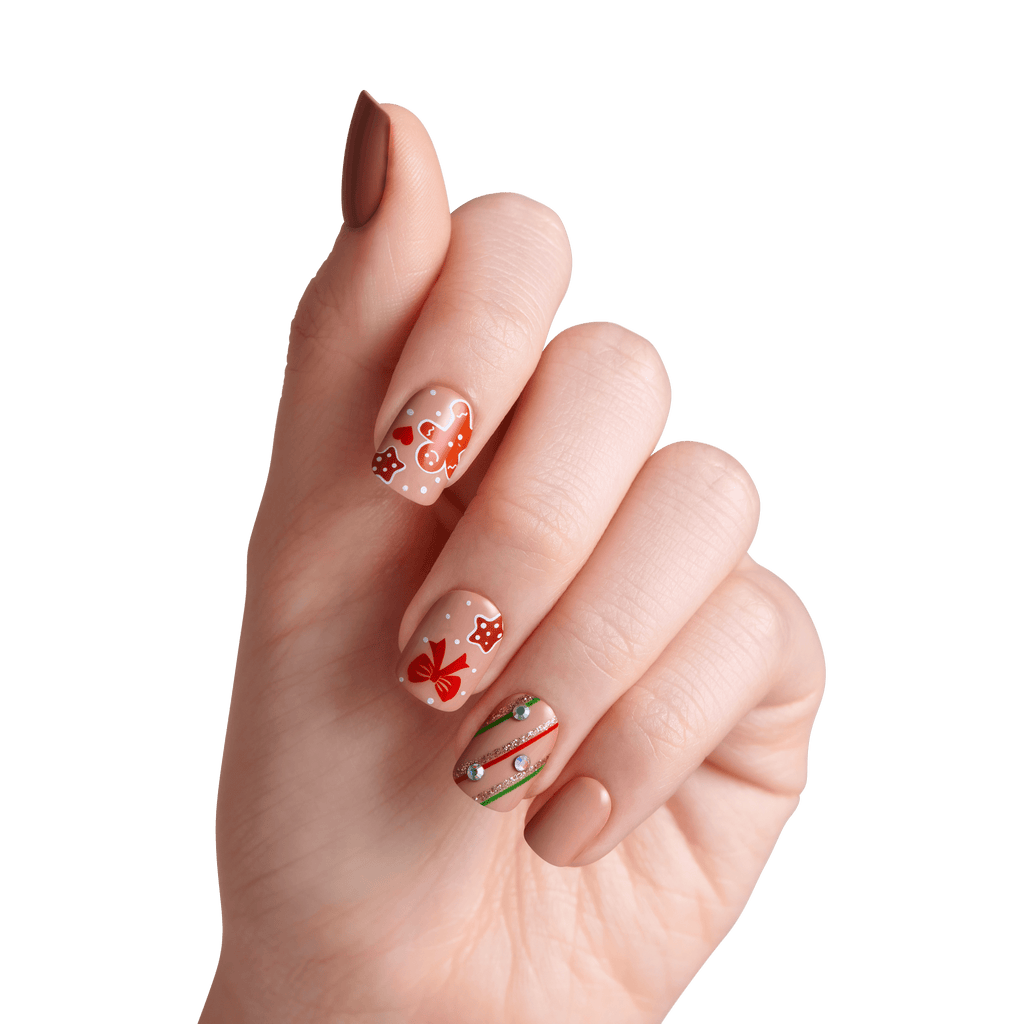 Impress Holiday Design No Glue Fake Press On Nails - Mistletoe Kiss | Design, Brown, Short, Squoval, Manicure