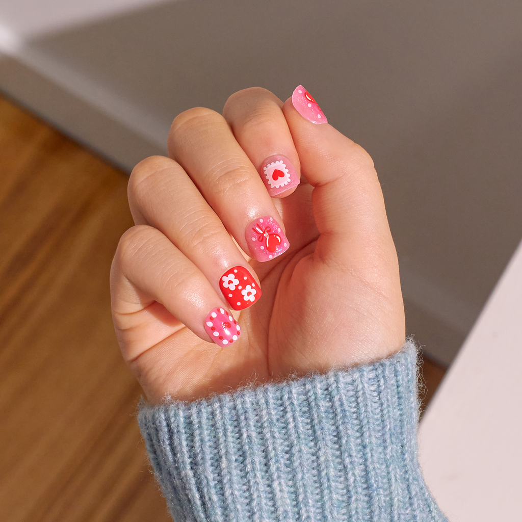 Impress Kids No Glue Fake Press On Nails - Candy Heart | Design, Red & Pink, Kids, Squoval, Manicure